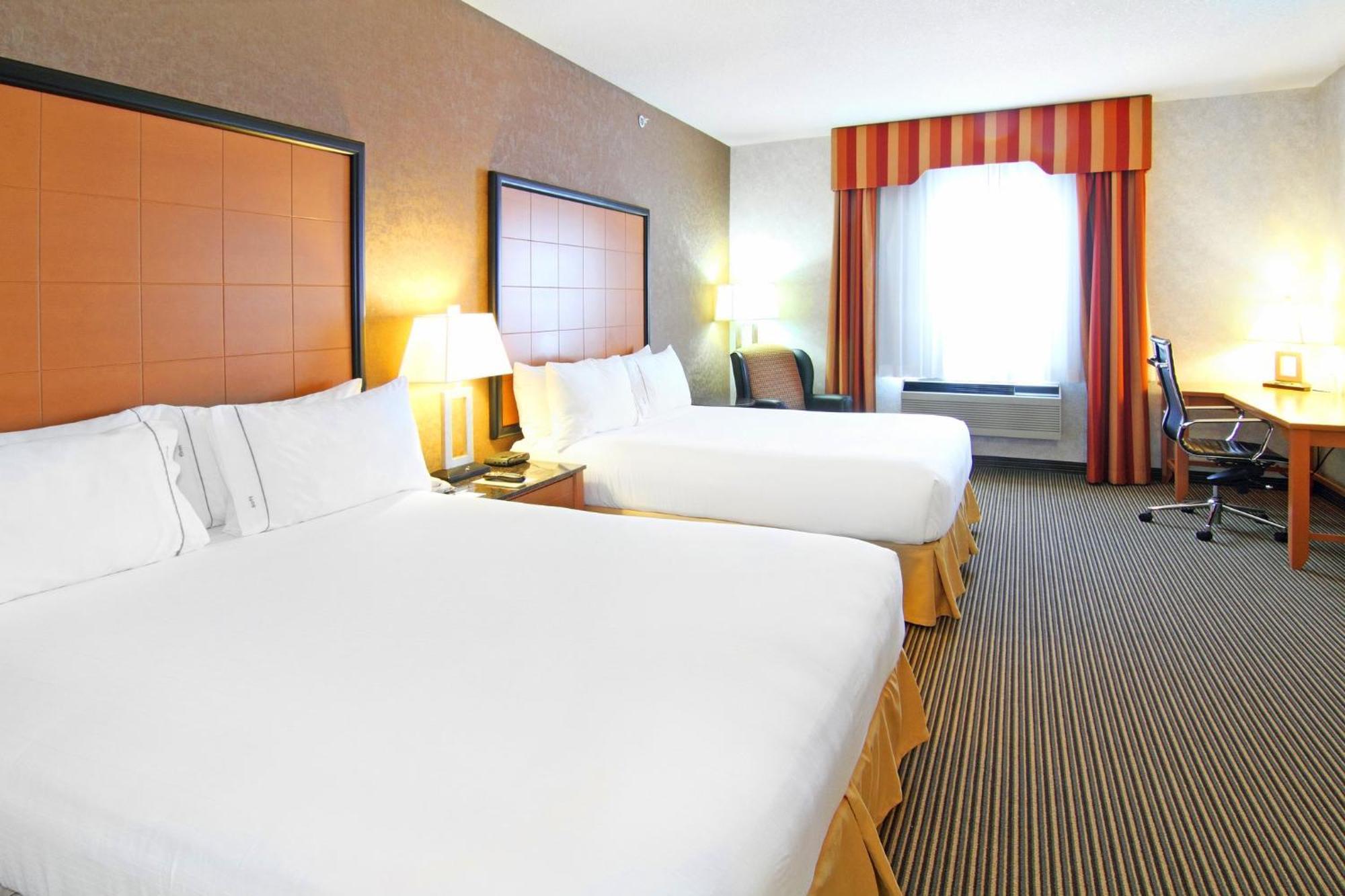 Holiday Inn Express Calgary South By Ihg Ngoại thất bức ảnh