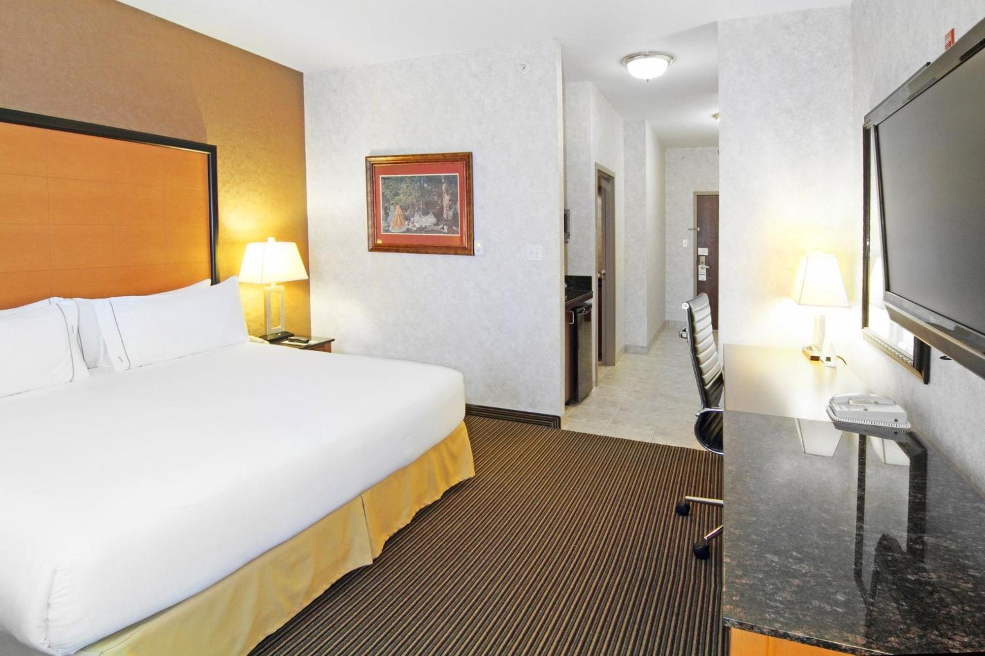 Holiday Inn Express Calgary South By Ihg Ngoại thất bức ảnh