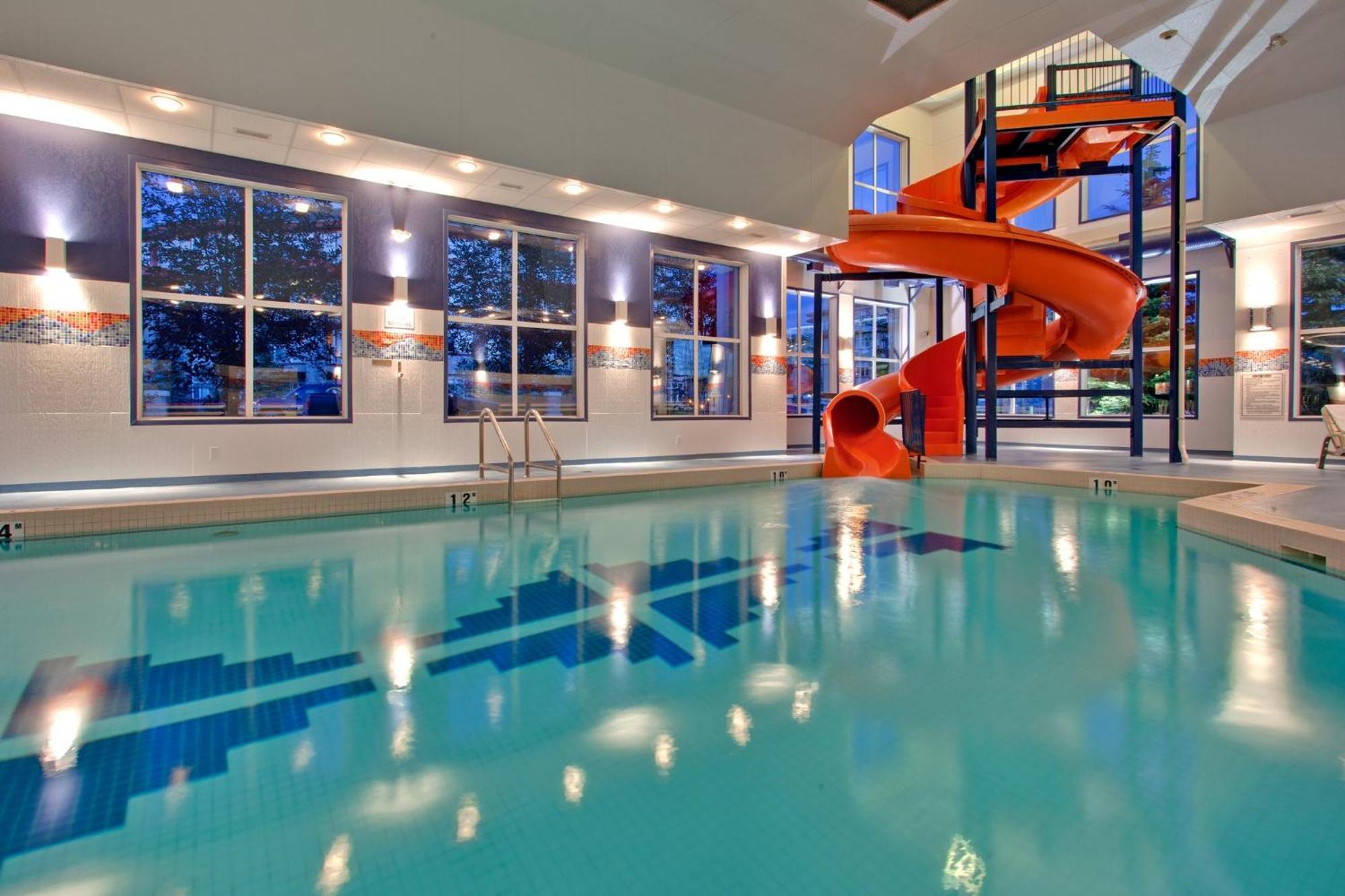 Holiday Inn Express Calgary South By Ihg Ngoại thất bức ảnh