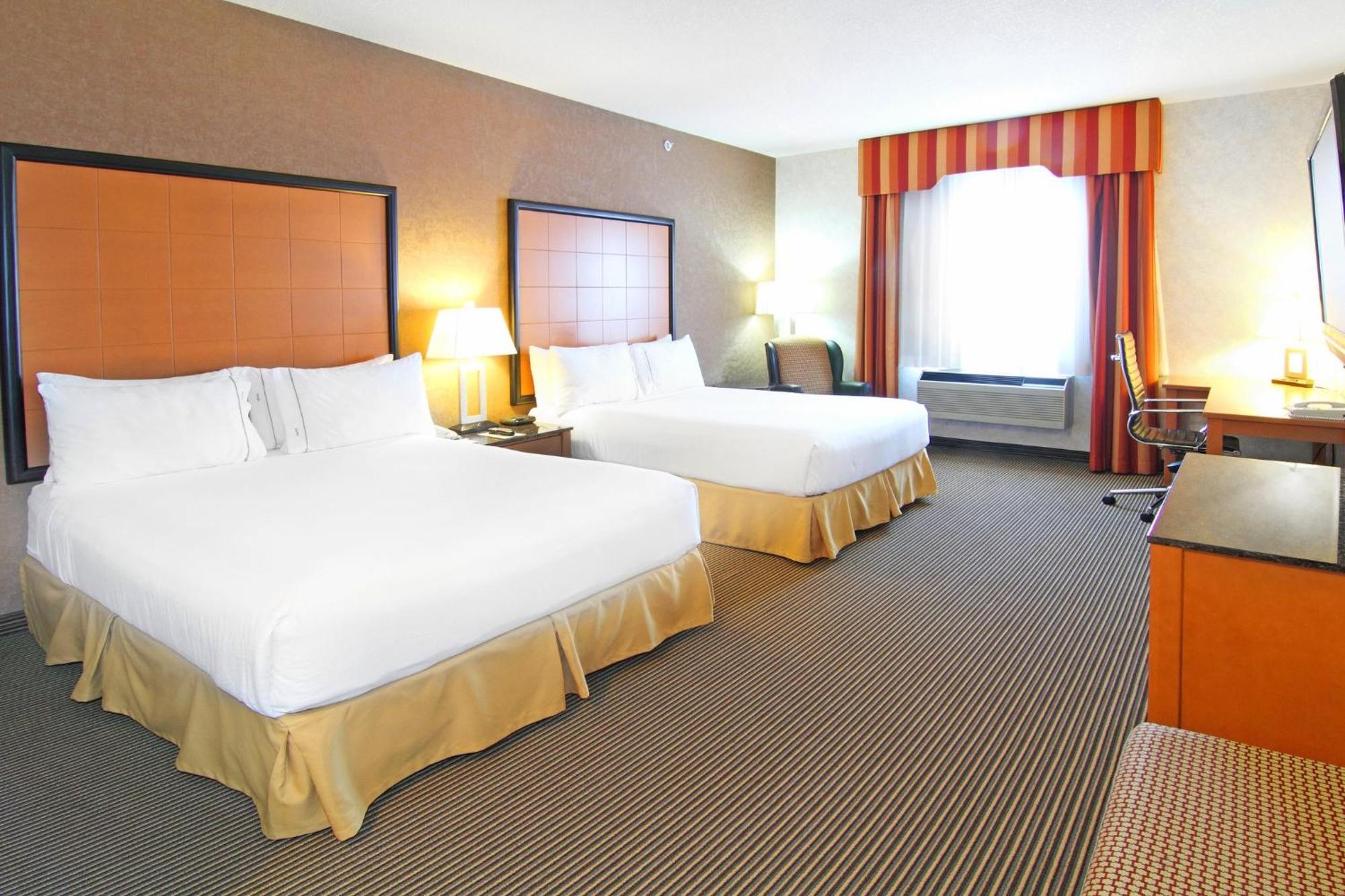 Holiday Inn Express Calgary South By Ihg Ngoại thất bức ảnh