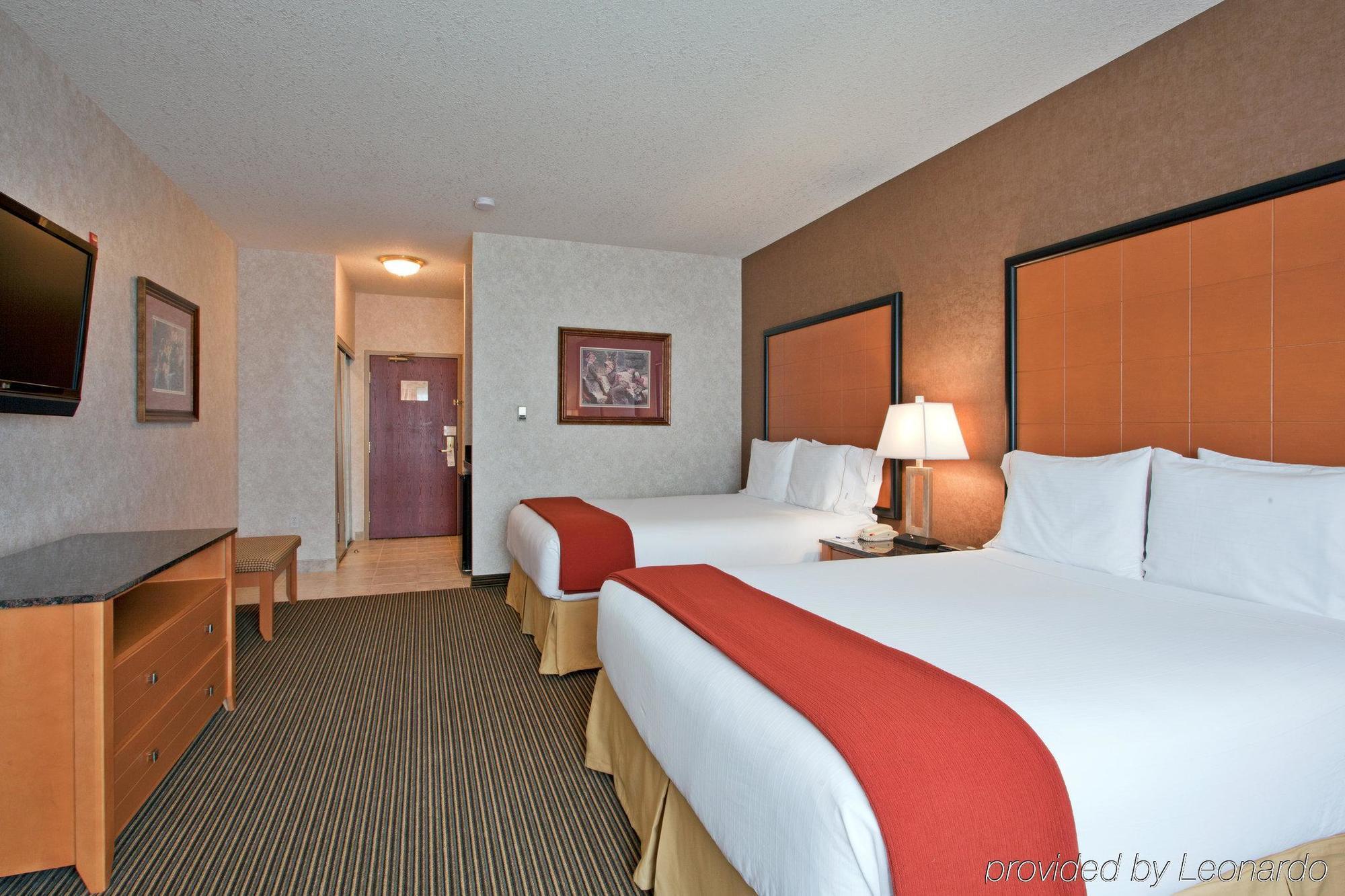 Holiday Inn Express Calgary South By Ihg Ngoại thất bức ảnh