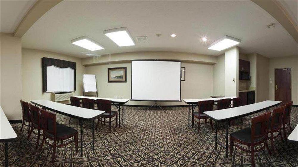 Holiday Inn Express Calgary South By Ihg Ngoại thất bức ảnh
